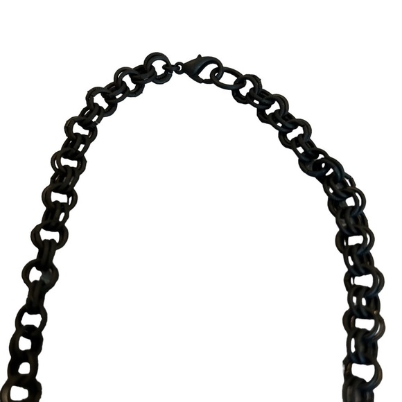 Stephan & Co. Embossed Matte Black Pendant w/Mini Rhinestone Accent & Link Chain - Picture 5 of 6
